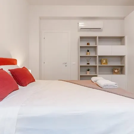 Apartamento Center Retreat Private With Shared Bath *