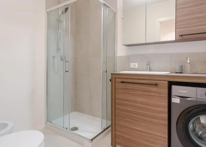 Apartament Center Retreat Private With Shared Bath