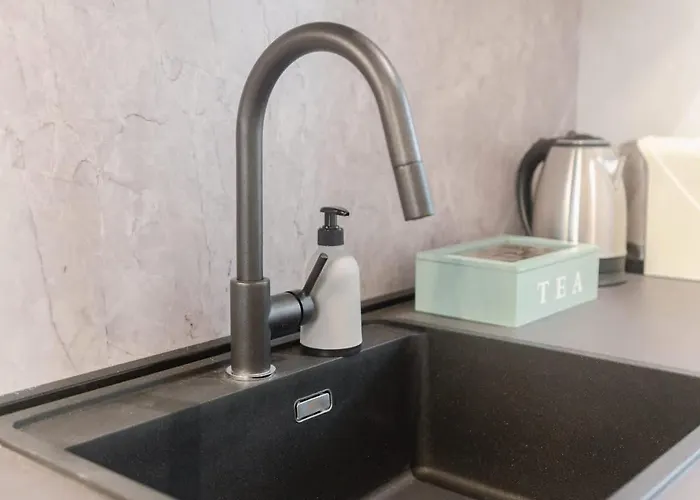 Center Retreat Private With Shared Bath Apartament Florencja