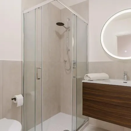 Center Retreat Private With Shared Bath Firenze